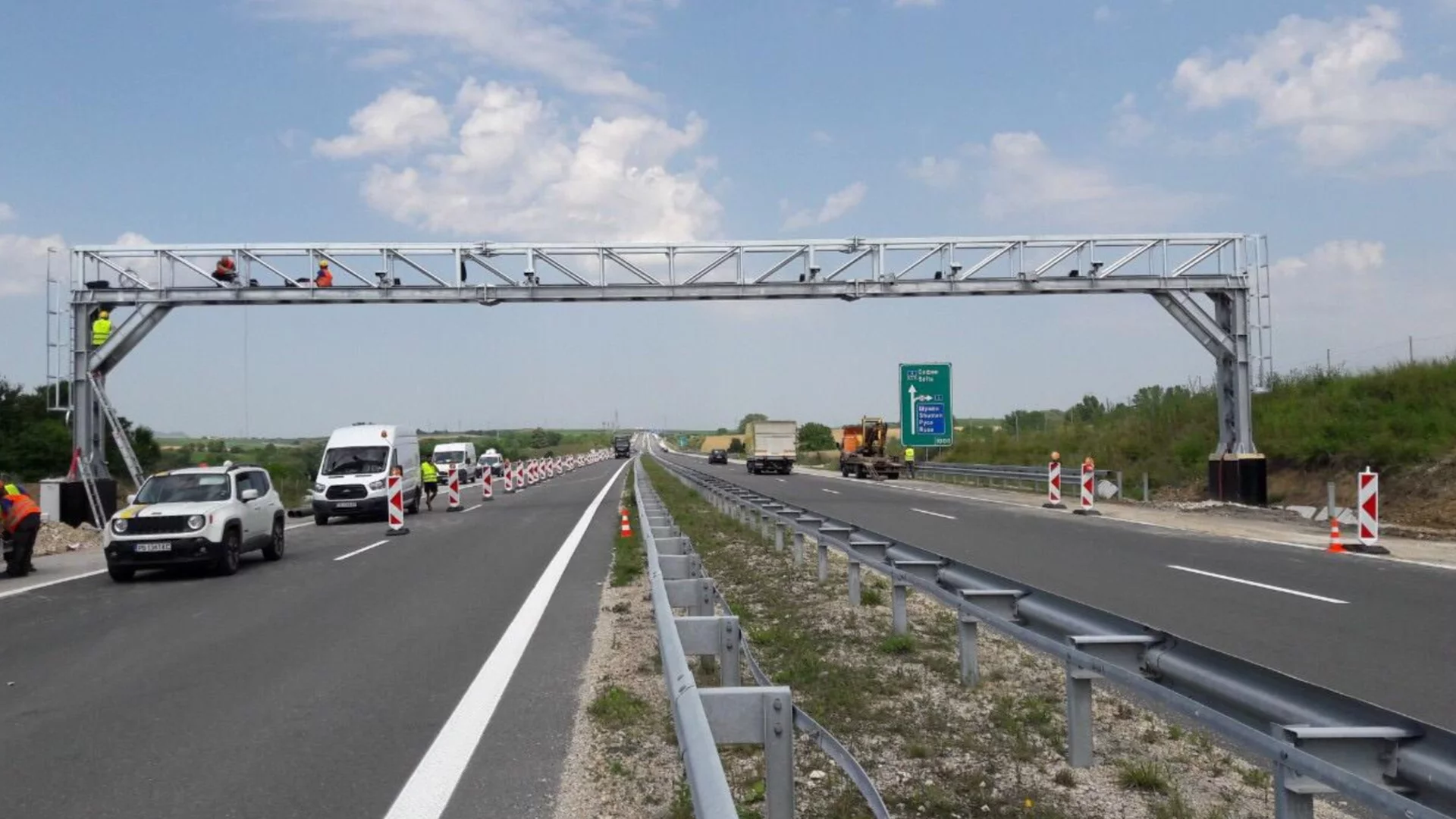 За Честита Баба Марта: Тол таксите скачат с над 100%