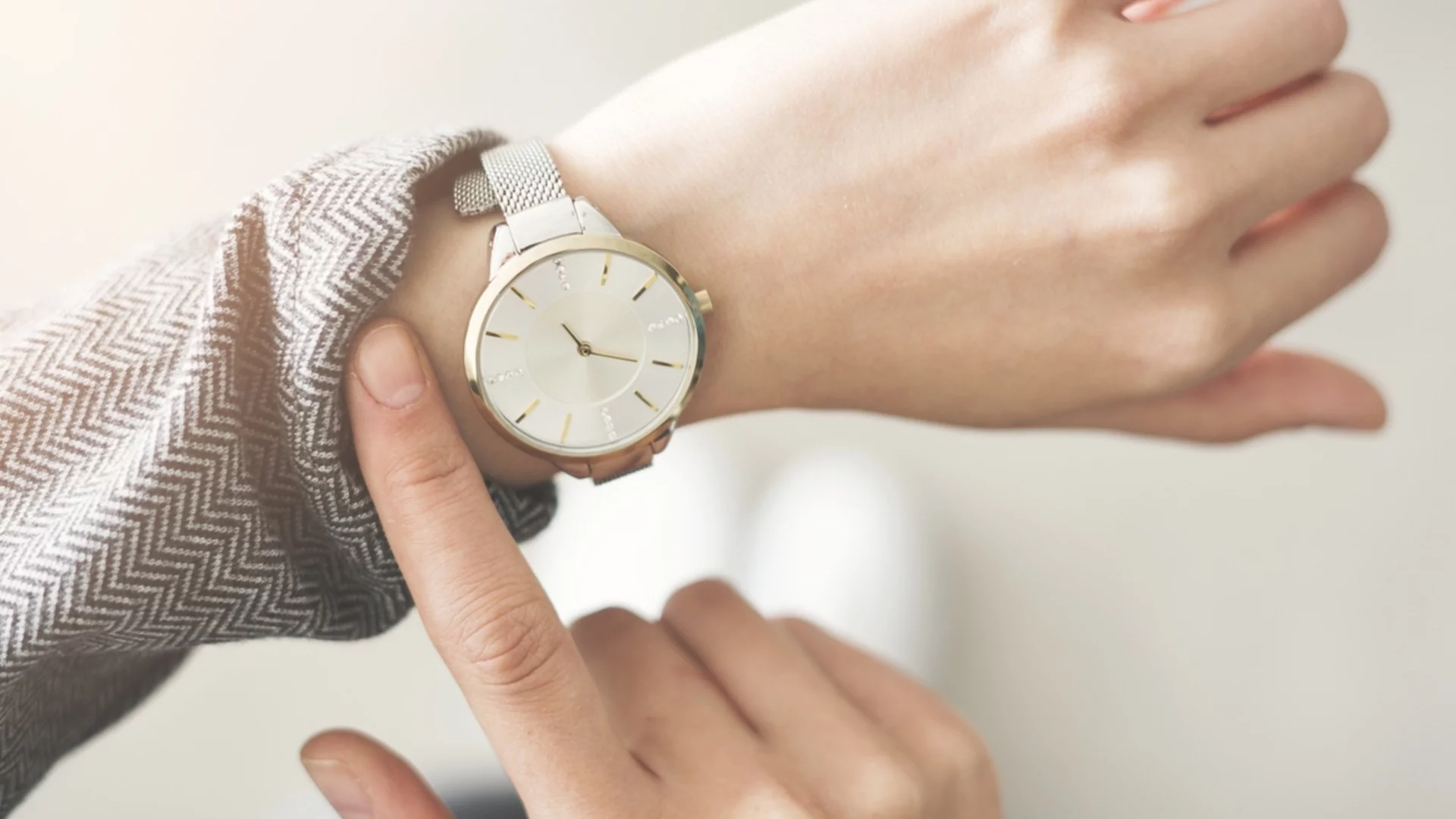 Хороскоп за утре, 24 януари: Удари късметлийският час на Водолеите, но късата клечка ще изтеглят Овните