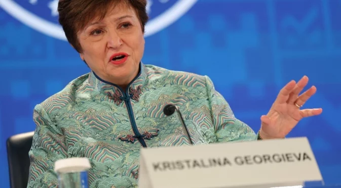 Кристалина Георгиева в Давос: Идва цунами от изкуствен интелект