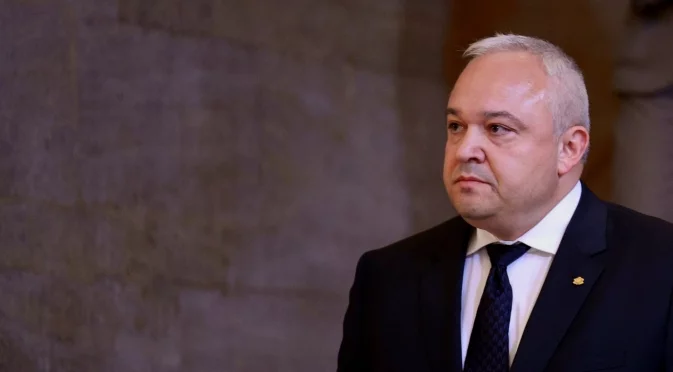 За да оцелеят двама души и списъка "Магнитски": Иван Демерджиев за влизането ни в Съвета на Тръмп