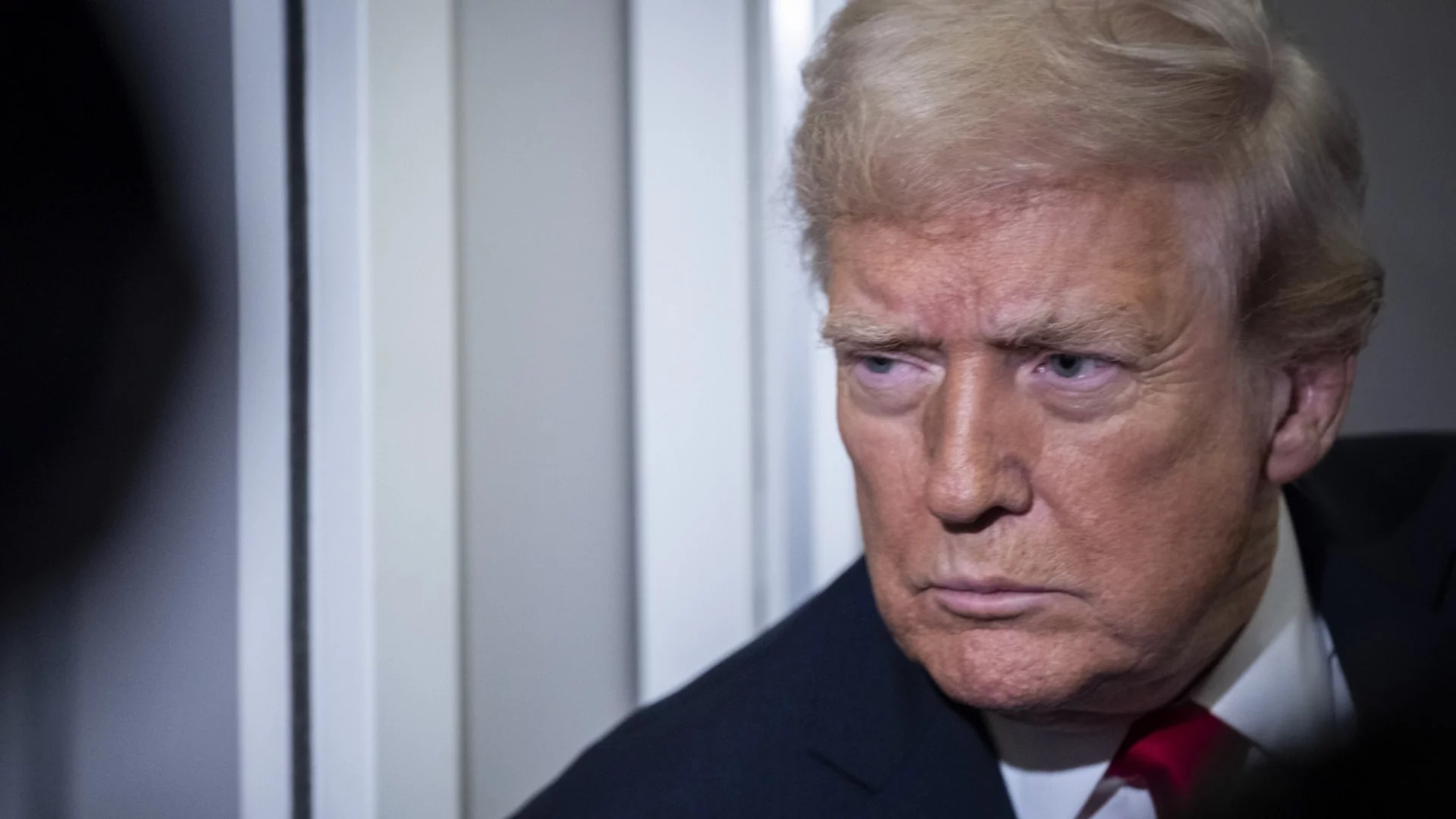 Напрежението расте: САЩ насочиха огромен военен флот към Иран