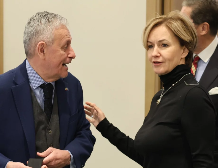 Жената на Соломон Паси го скастри и поиска да се извини на Цветанка Ризова