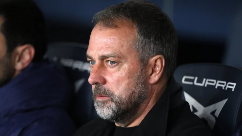 Много лоша новина за Ханзи Флик и амбициите на Барселона