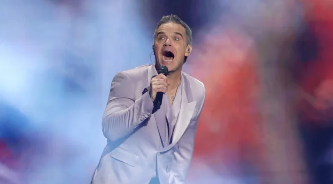 Роби Уилямс е по-могъщ от The Beatles