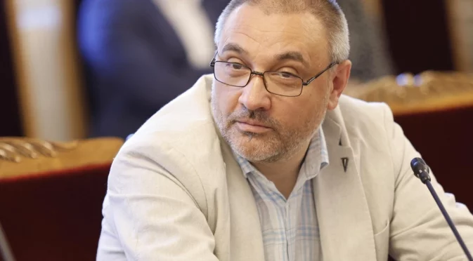 Ще влезе ли Андрей Чорбанов в партията на Радев? Депутатът с категоричен отговор