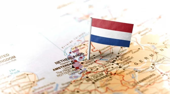 Как Нидерландия получава прякора „Ниската земя“