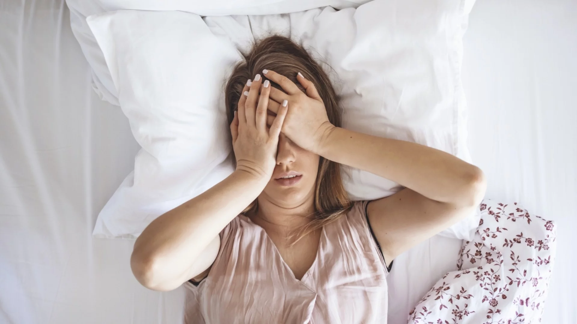 Лекар разкрива често срещана грешка, която разваля съня ви през зимата