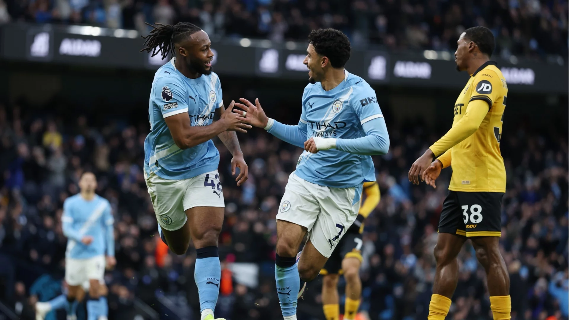 Сити се върна на пътя на победите във Висшата лига, Тотнъм вкара в 90', но пак сгафи (Резултати)