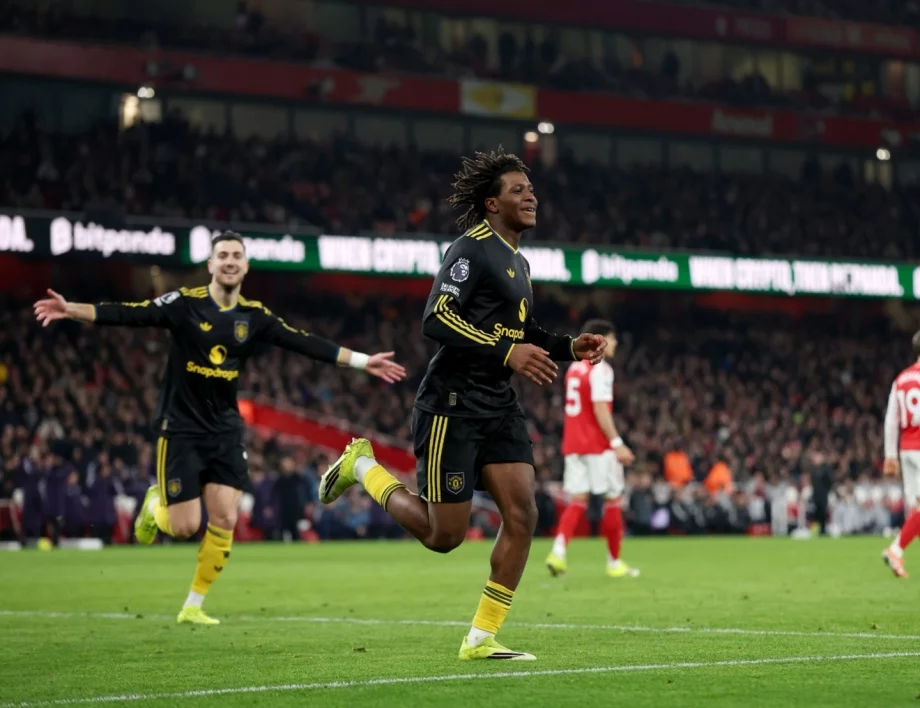 Юнайтед шокира Арсенал в голов трилър! Карик надхитри пореден гранд и промени битката за титлата