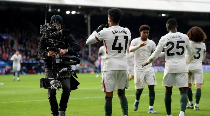 Челси влетя в топ 4, фурорът на сезона не сдава второто място (Резултати от Висшата лига)