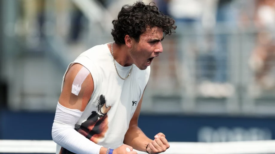 Иван Иванов - Ярослав Демин НА ЖИВО по ТВ: Можем ли да гледаме финала?