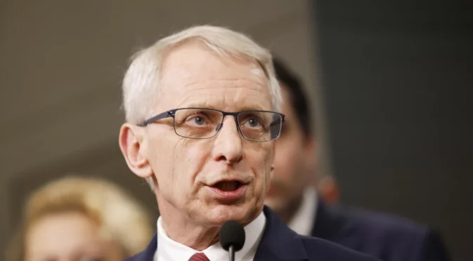 Николай Денков: Радев не е месия, на политическия терен е от девет години