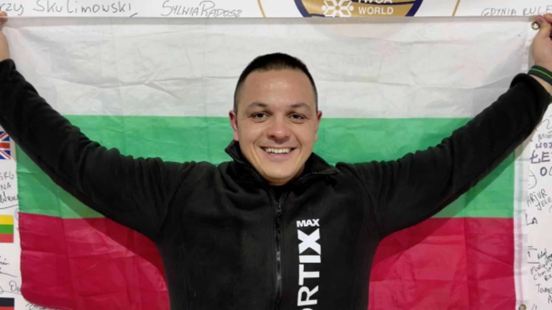 Прекрасно! Още една титла и медал за Цанко Цанков на Световната купа по зимно плуване