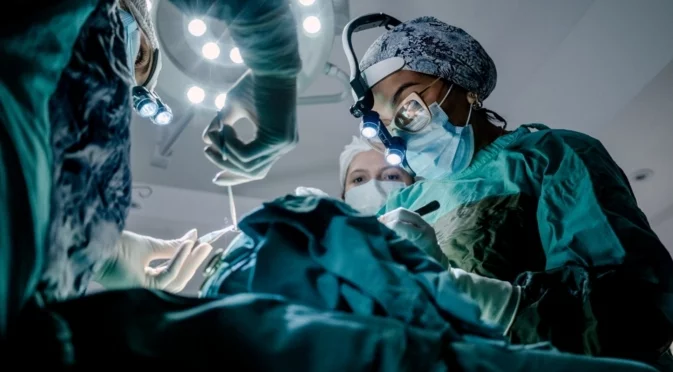 Украйна изгражда още 12 подземни болници в Херсонска област