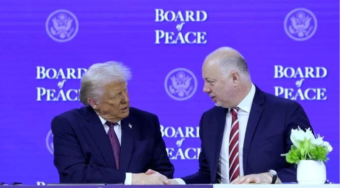 Кой натиска копчето и ще има ли изпрани по "Магнитски": Външният министър шикалкави за влизането ни в Съвета за мира 