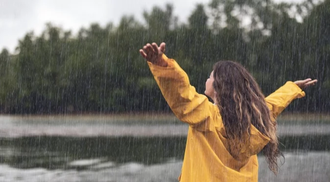 Във вторник: Купесто-парични облаци ще превалят над главите на Лъв, Везни + още 2 зодии