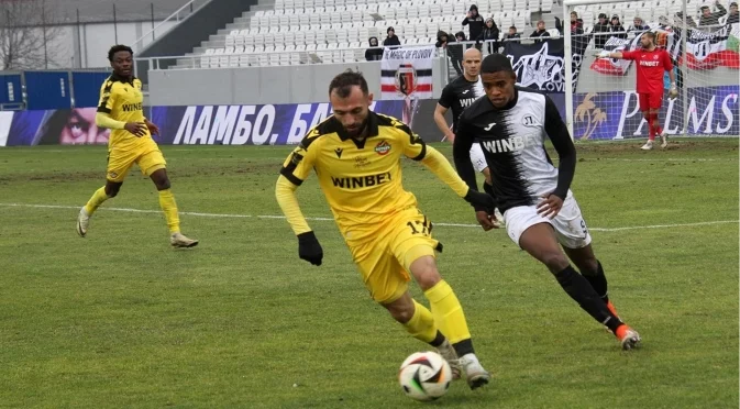 Кандидат за титлата в Първа лига изпреварва Левски за подписа на Хуан Переа?