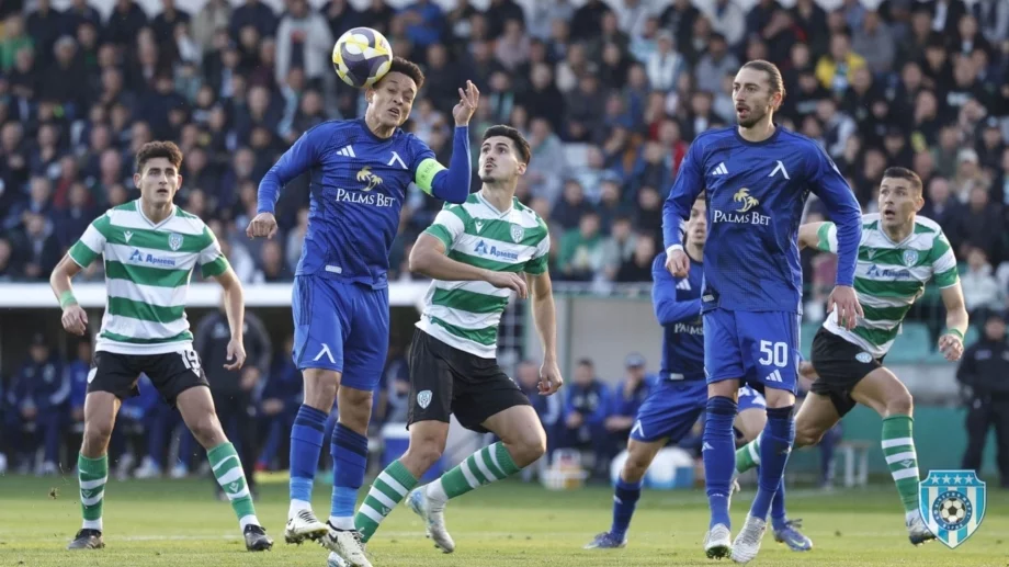 Отбор от топ 4 на Първа лига е изправен пред финансова криза