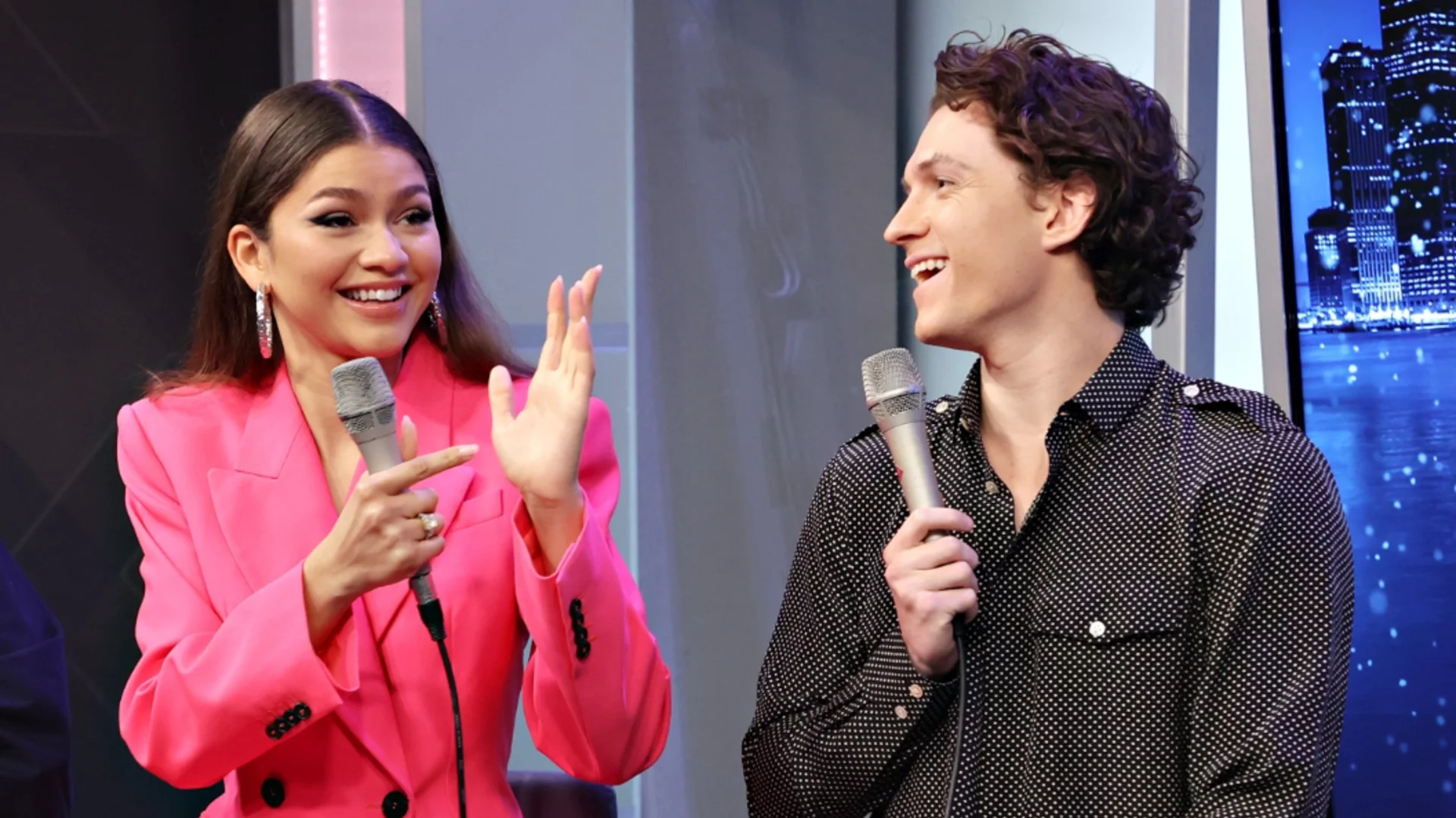 Зендая сподели нещо изненадващо за годеника си Том Холанд