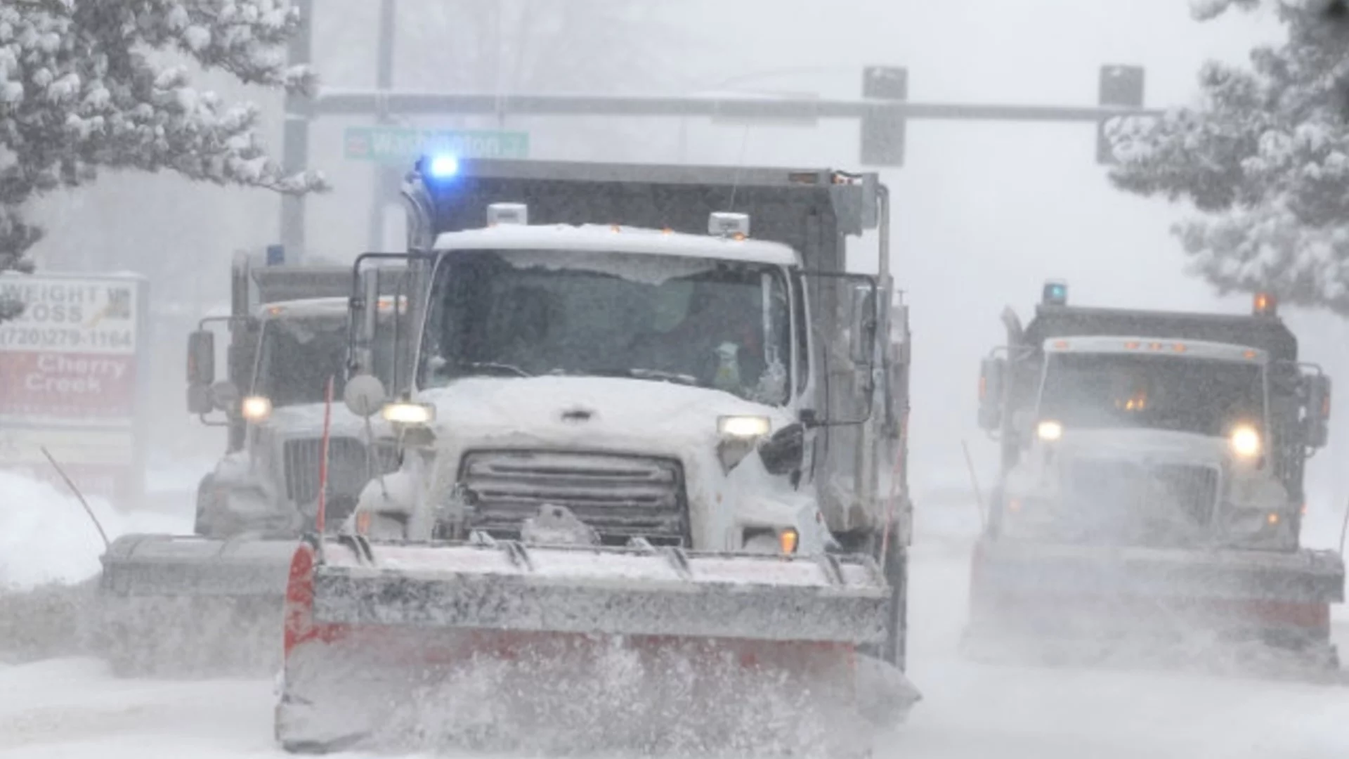 Снежен ад в Япония: Има жертви и ранени (ВИДЕО)