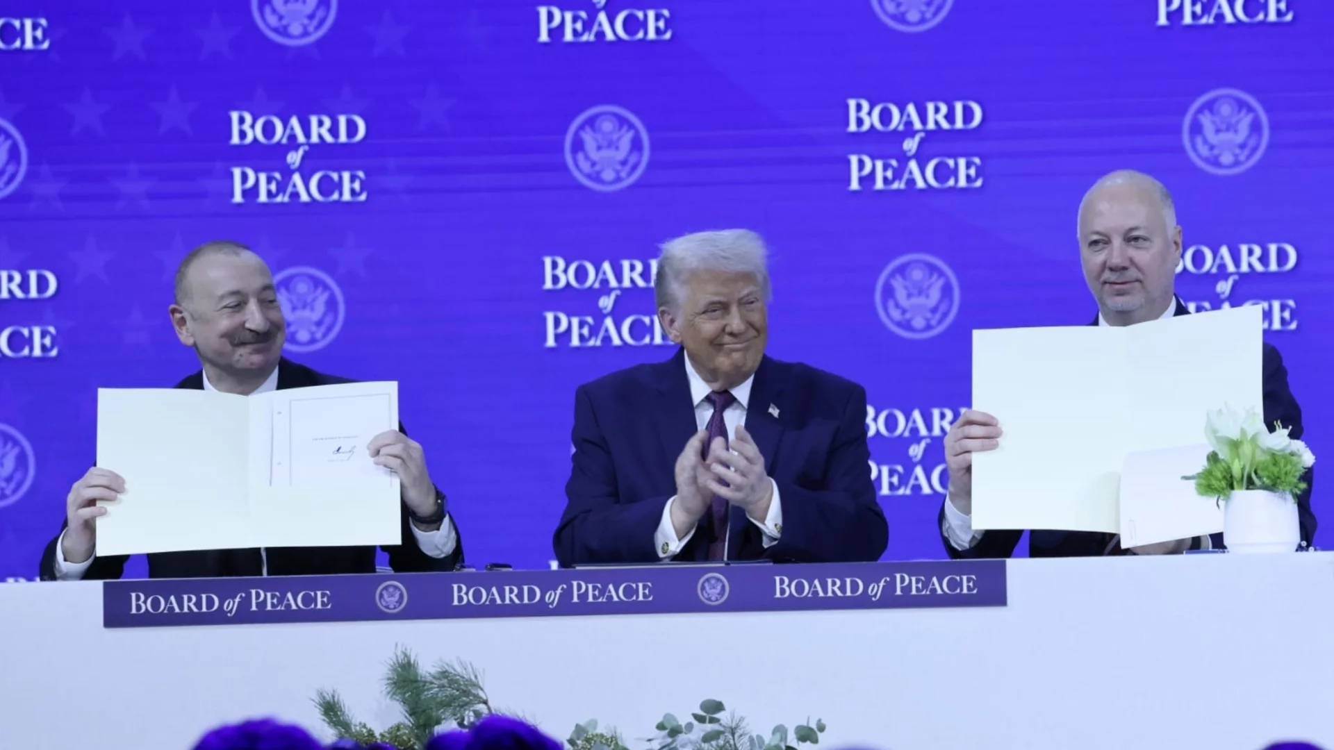 "Може и да не е президент": Анализатор против ратифицирането на членството ни в Съвета за мир