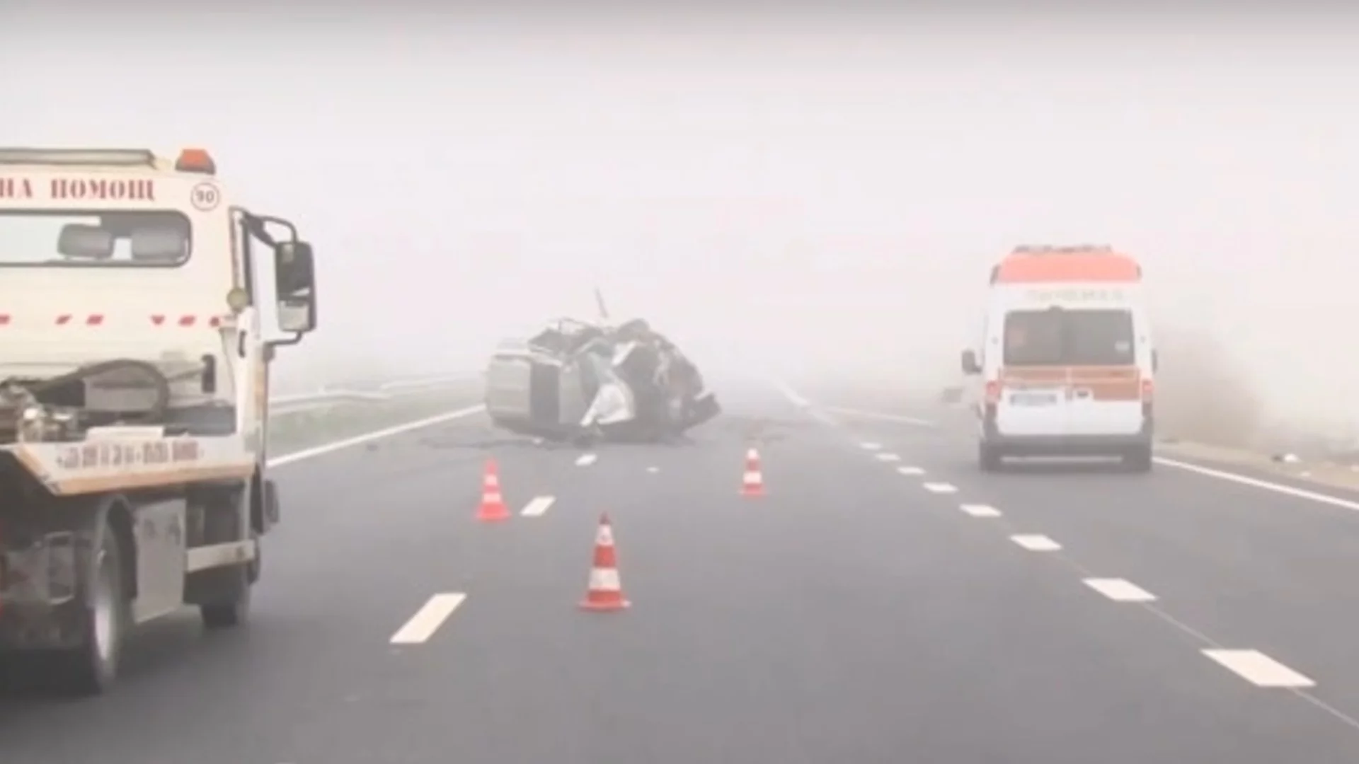 След катастрофа: Трима младежи в интензивното