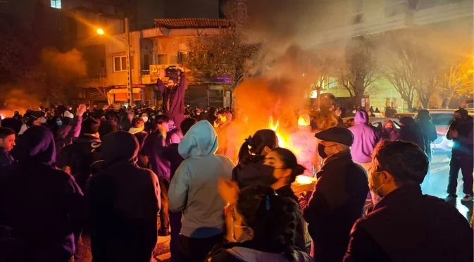 Най-кървавото клане в историята на протестите: Жертвите в Иран са над 36 500 (ВИДЕО)