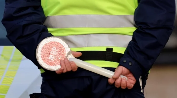 Пиян и без книжка: Задържан е 33-годишен мъж