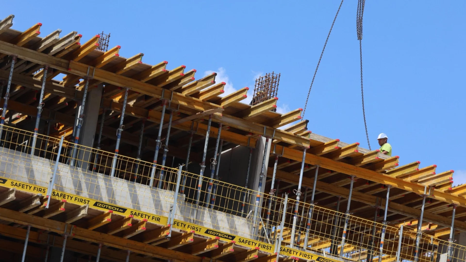 Приключиха ли паническите покупки на жилища преди еврото: Експерти с подробности за пазара