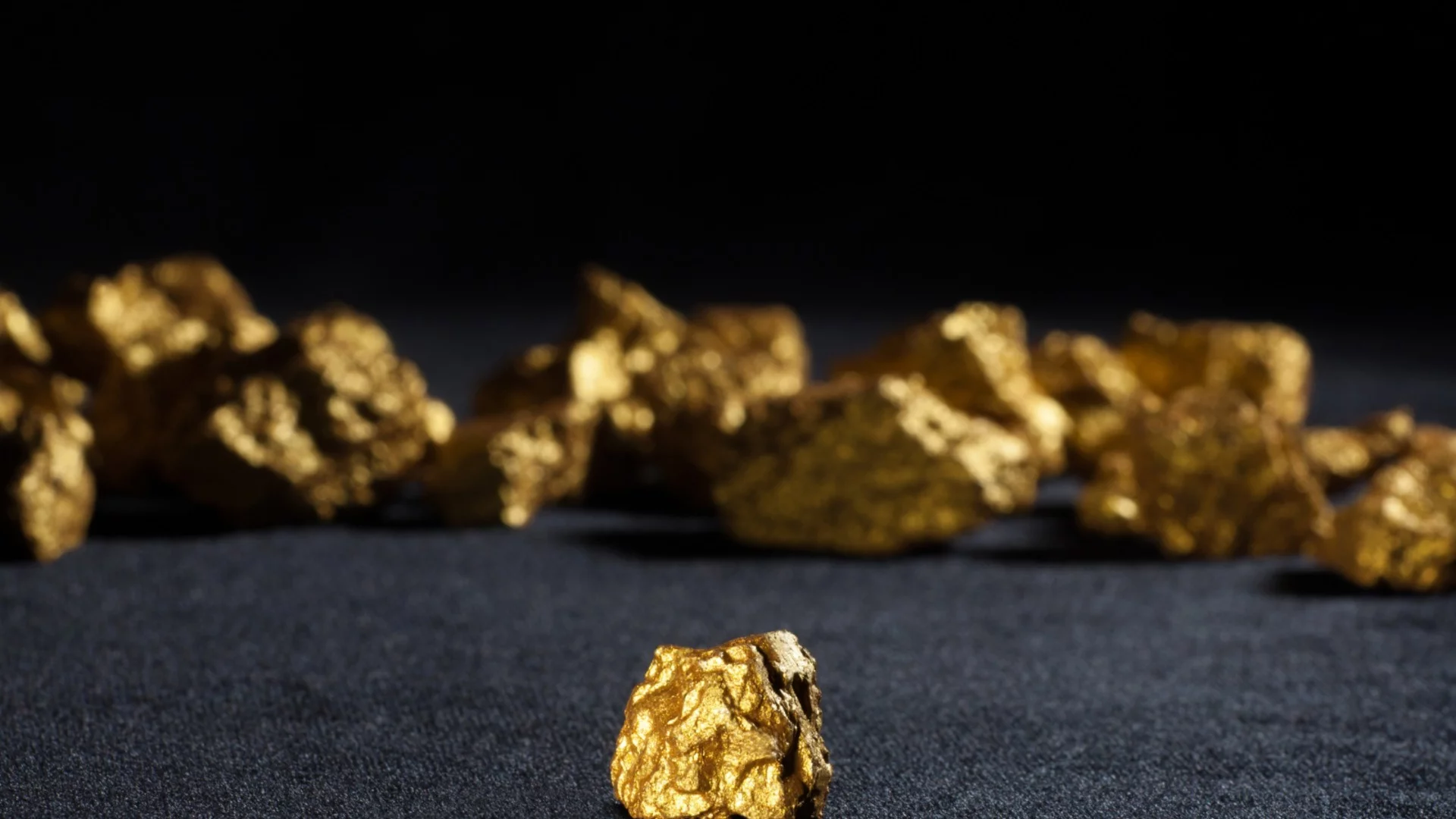 Откриха нови залежи на злато и сребро на Балканите