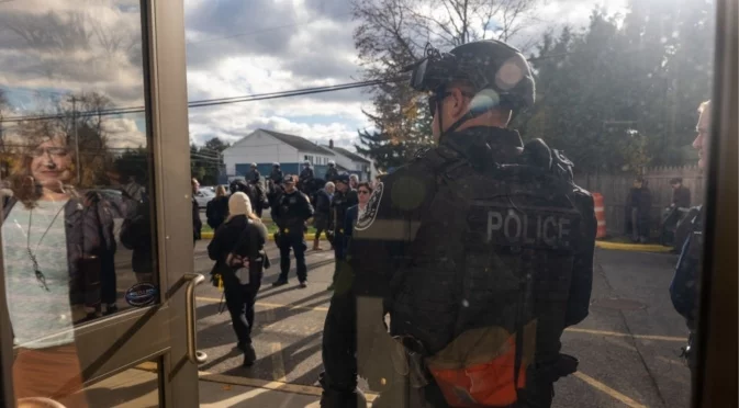 Поредна стрелба в САЩ: Граничен полицай стреля по човек близо до границата с Мексико