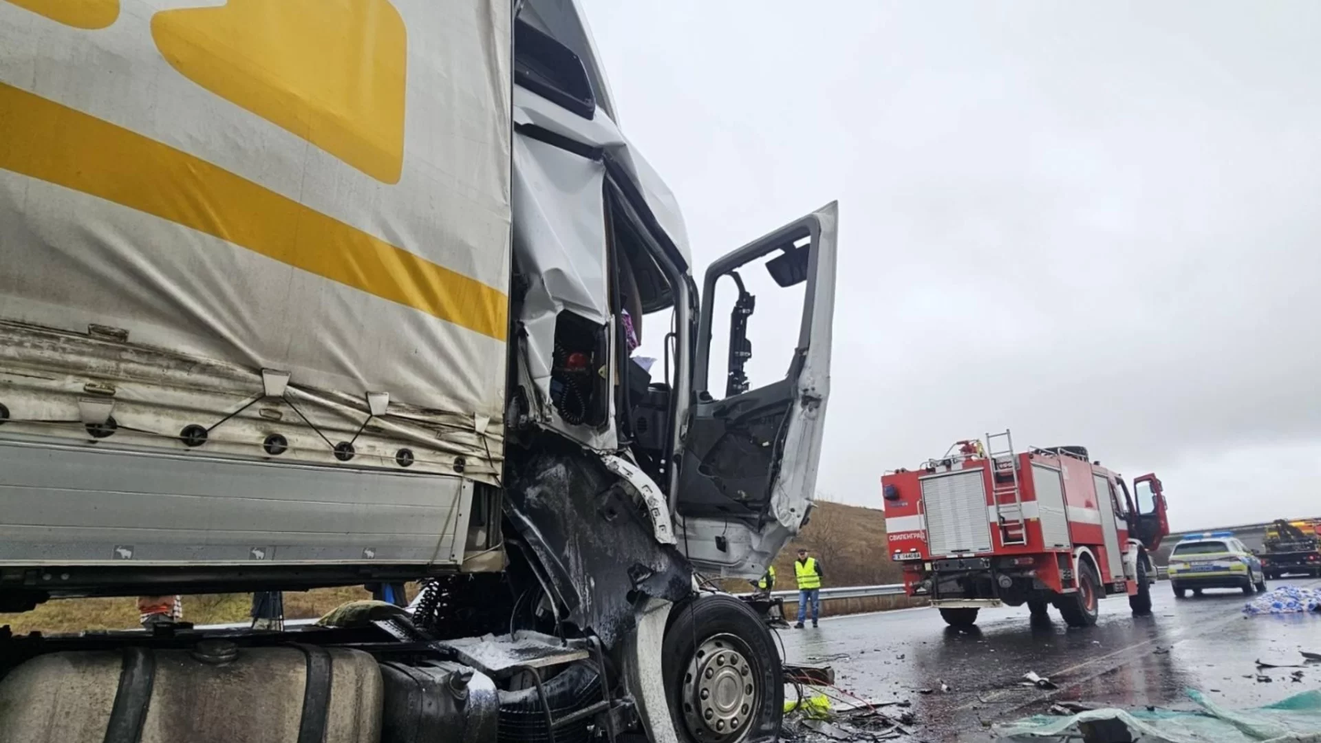 Отново катастрофа с ТИР-ове затвори ключова магистрала
