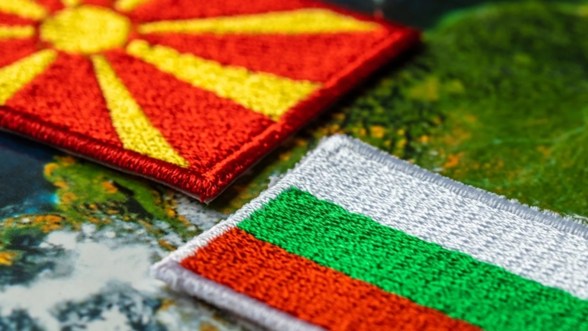 Югоносталгията. И защо българският паспорт остава най-добрата инвестиция за македонците