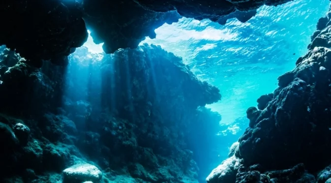 Изгубен град на дъното на Атлантика: Какво се крие в него?