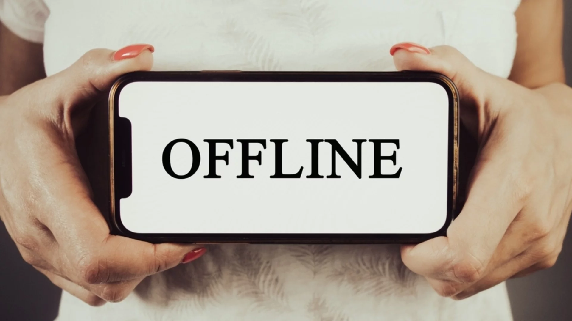 Крахът на идеята: Децата заобикалят забраната за социалните мрежи, родителите им помагат