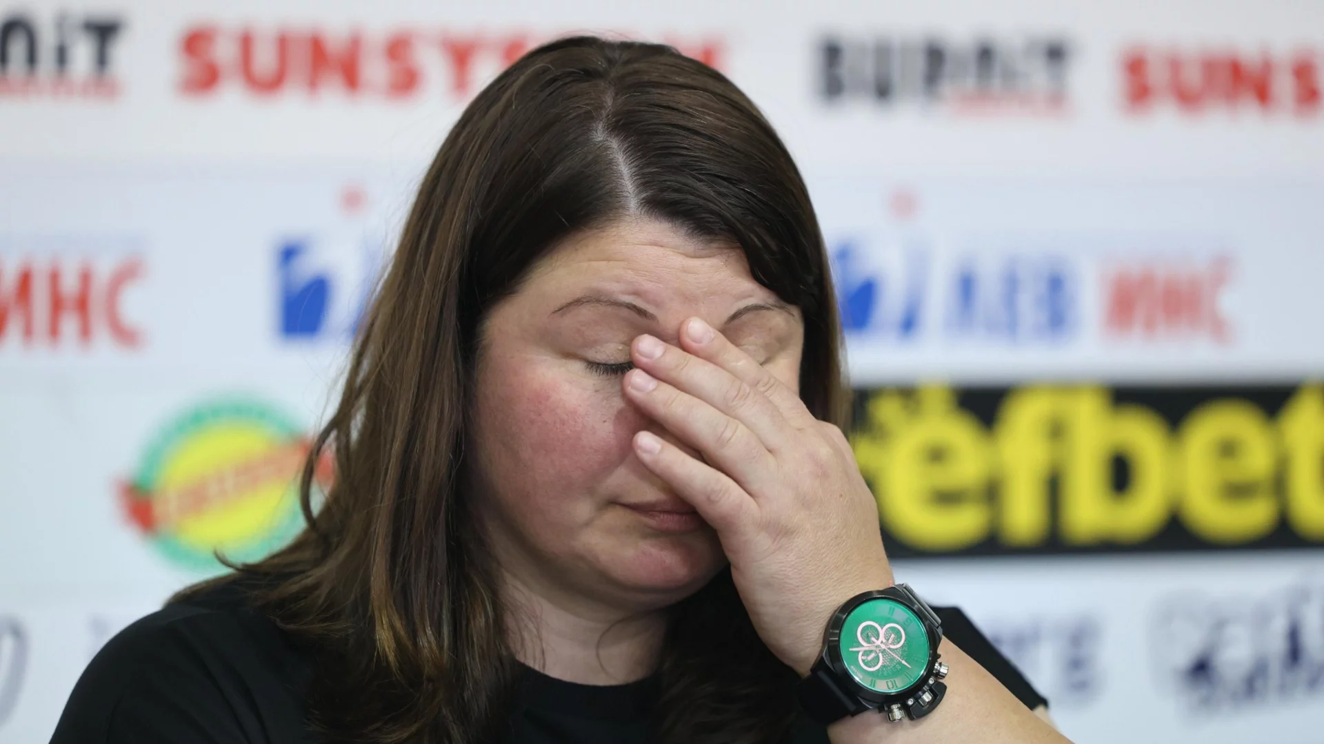 Уж нямаше да се купуват чужденци, но България е дала внушителна 6-цифрена сума за руски борец