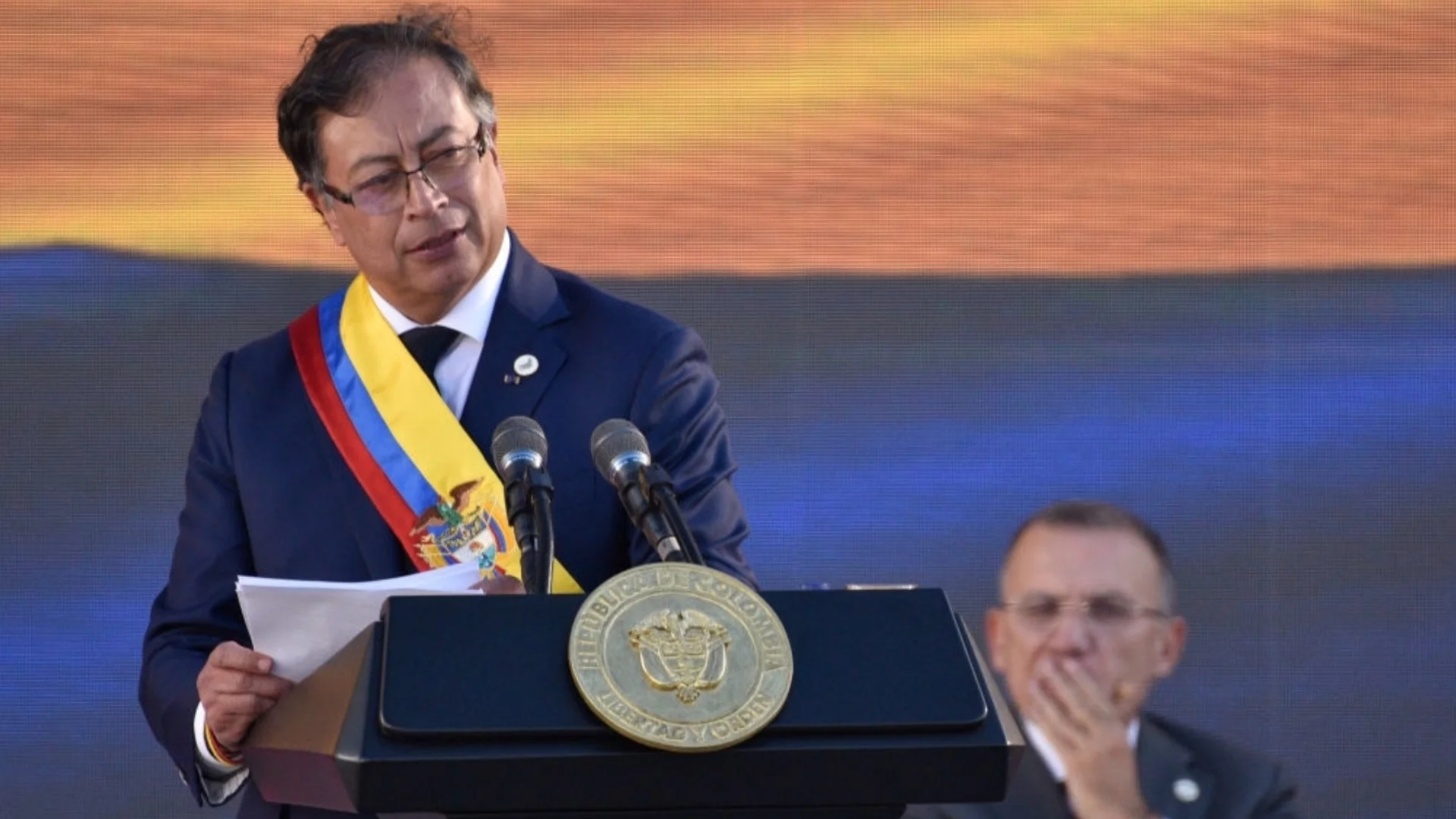 Президентът на Колумбия сам се похвали колко е добър в леглото (ВИДЕО)