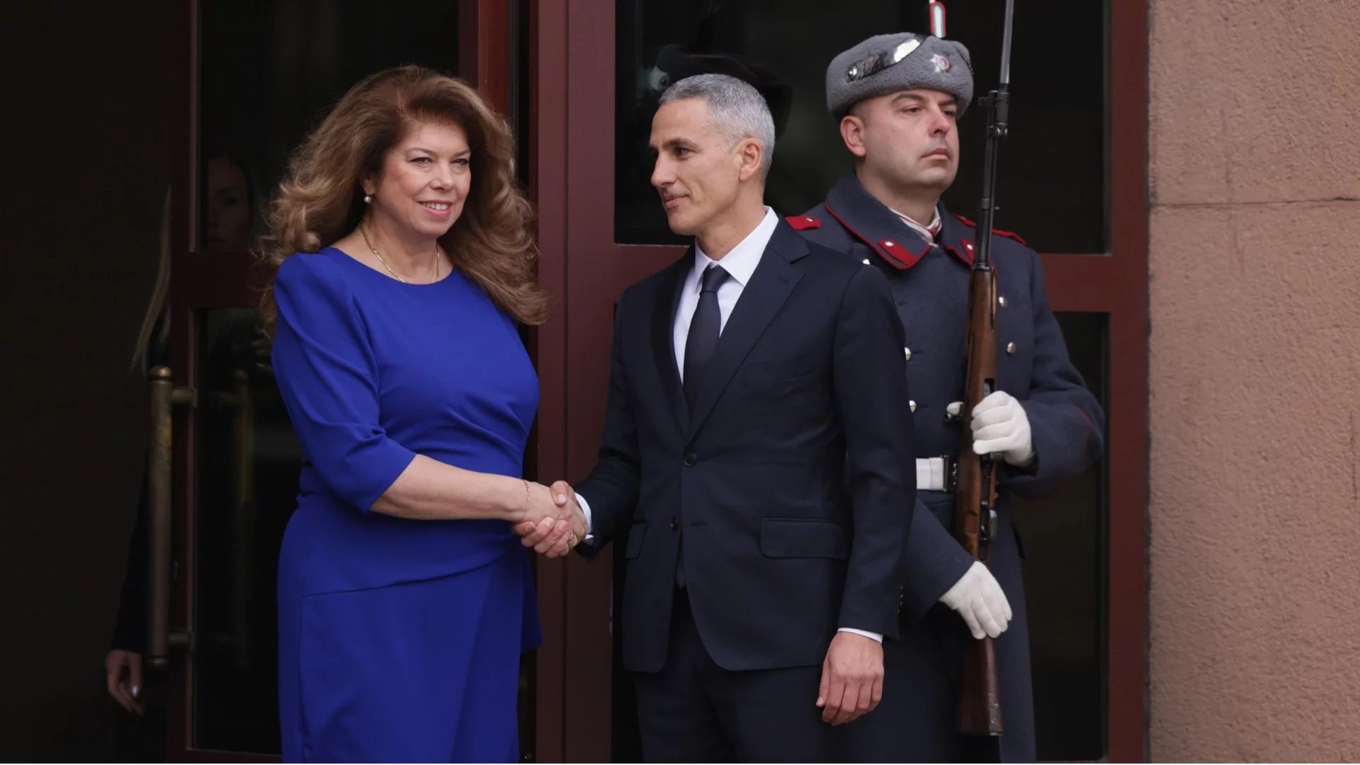 Гюров потвърди пред Йотова: Готов е да стане новият служебен премиер