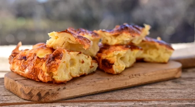 Как да направим по-пухкава баницата с малка промяна в техниката