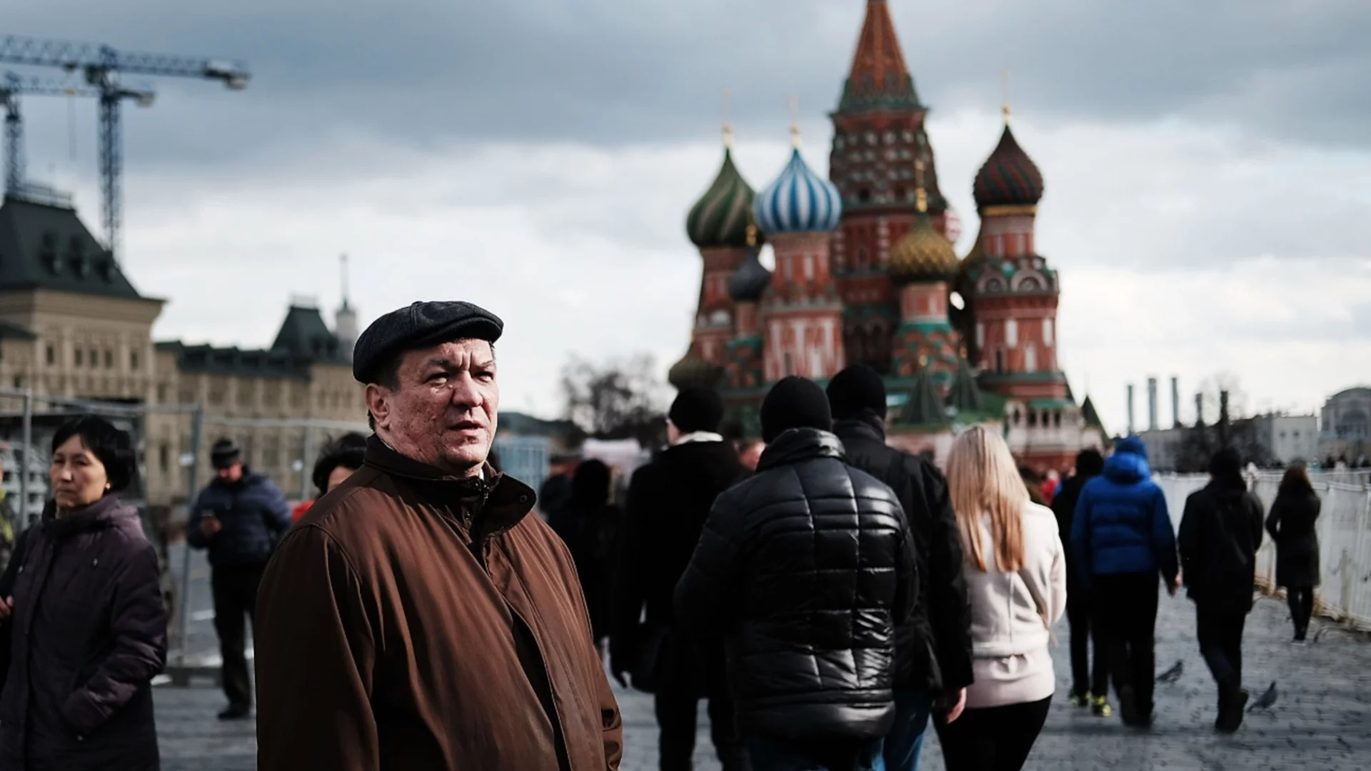 Руснаците се чувстват заобиколени от врагове. Последните 30 години Русия почти непрекъснато е водила войни