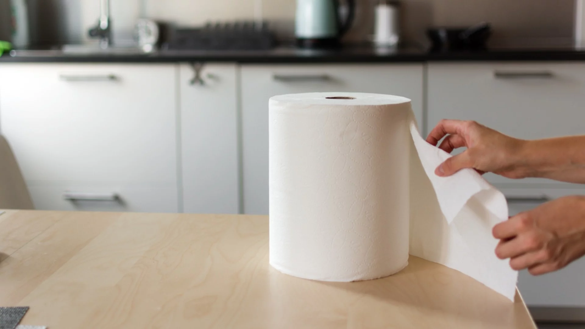 Домакински трик с кухненска хартия за по-чиста кухня