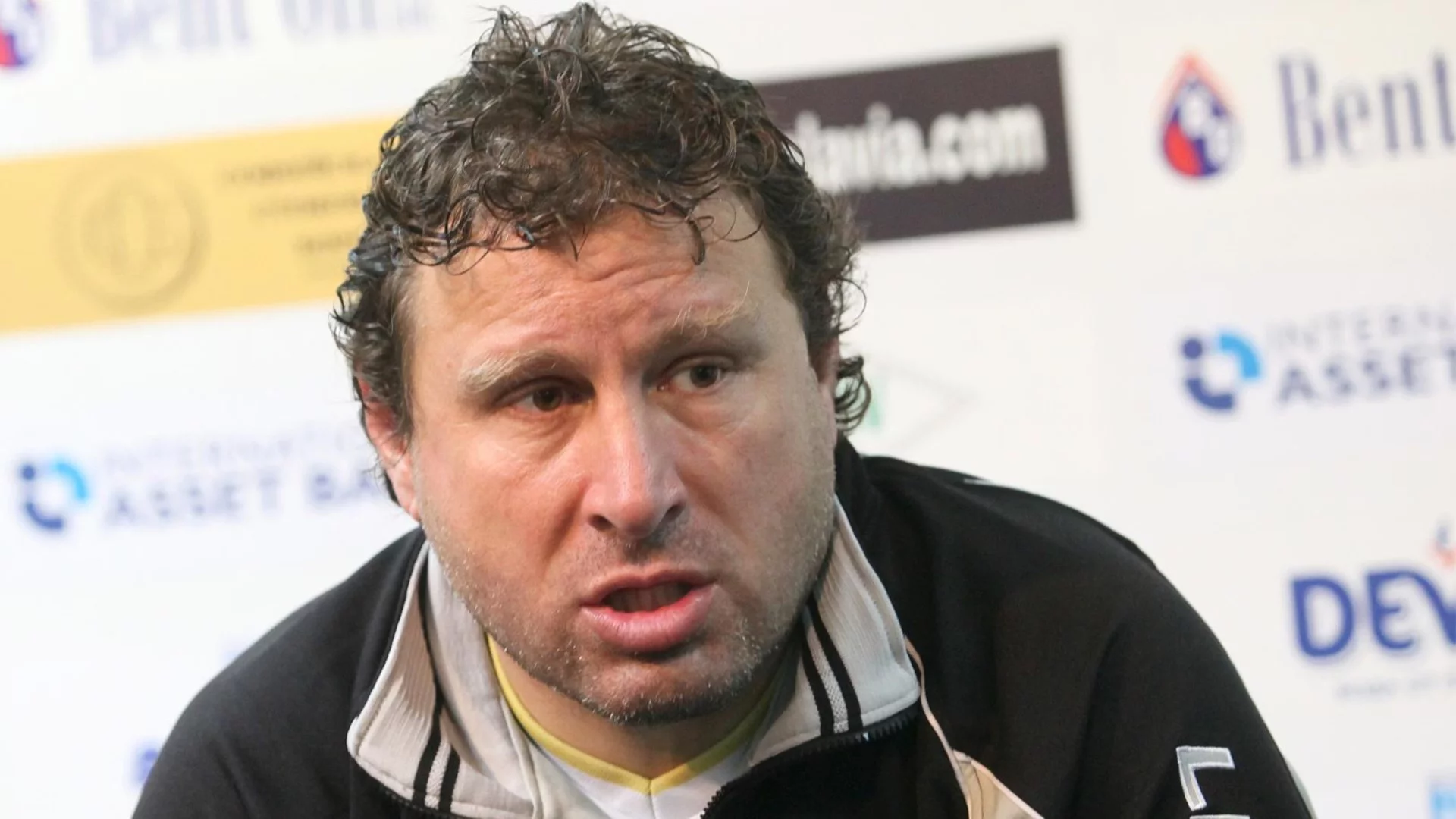 "Батерията на хронометъра пада, като ти засичат 100 метра": Вили Вуцов попиля национал на България