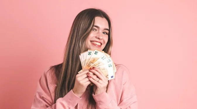 Началото на февруари ще донесе пари на една зодия, ето кой е късметлията 