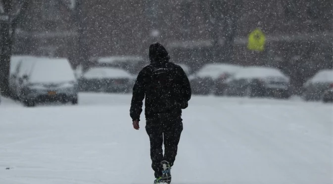 САЩ се готвят за нова зимна буря