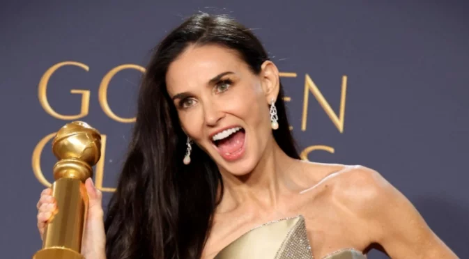 Актрисата от турските сериали, която поразително прилича на Деми Мур (СНИМКИ)