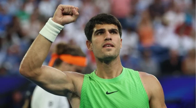 След 5-часов трилър: Алкарас изтръгна невъзможна победа и е на финал на Australian Open!