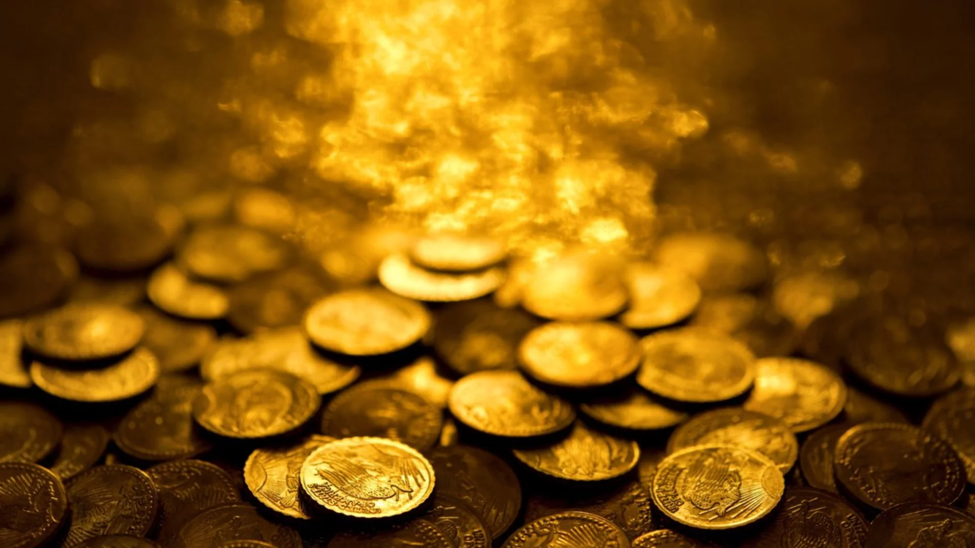 На Петльовден: Рак, Водолей + още 2 зодии ще съберат много „златни петлета“