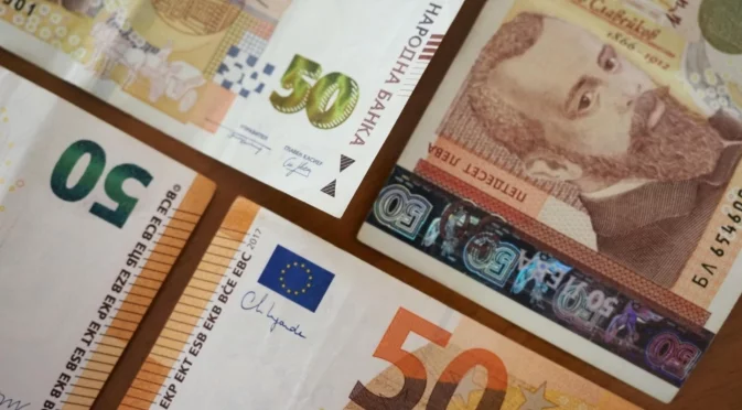 Обявиха каква част от левовете вече са извън обращение