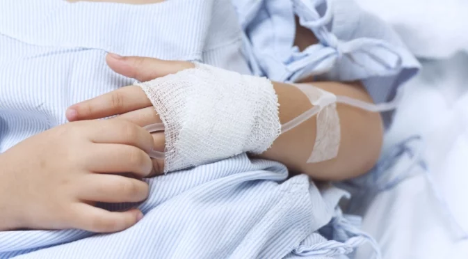 За да се повеселят: Дете предозира с лекарство за епилепсия