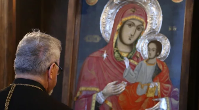 Голям църковен празник иде утре, 2 февруари, спазват се редица традции и обичаи